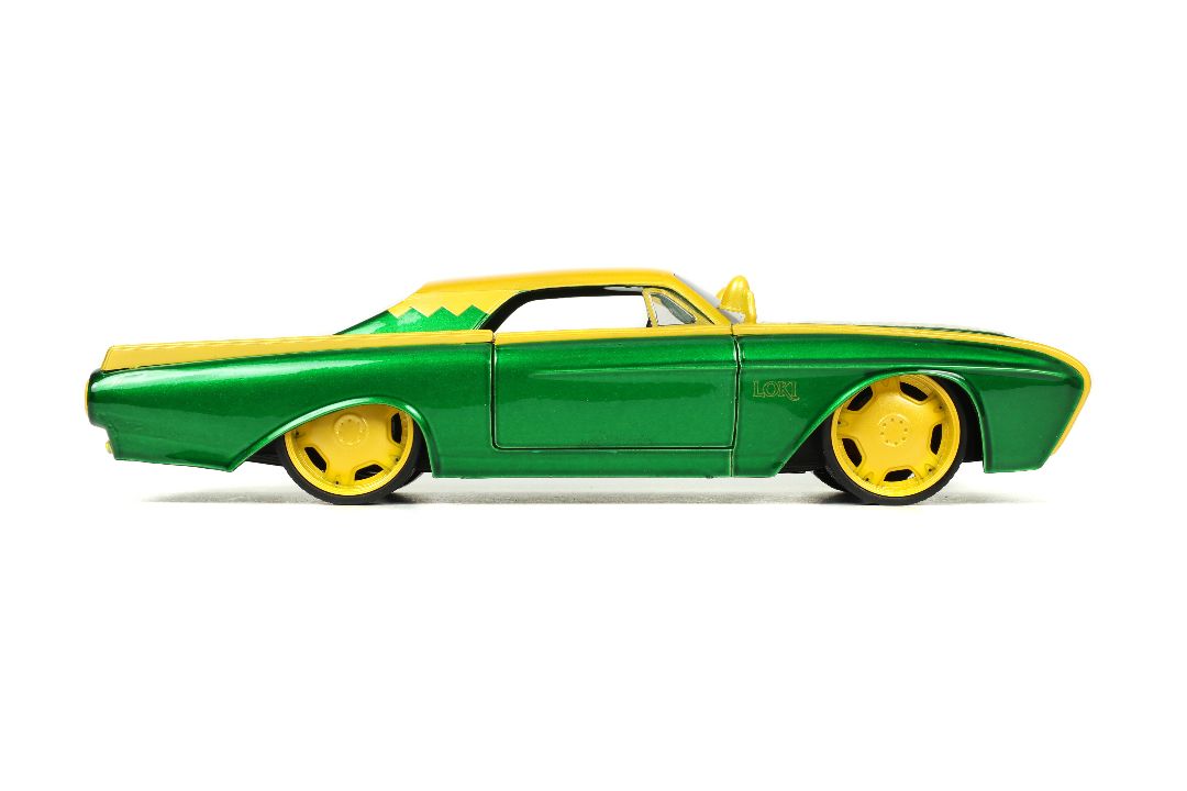 Jada 1/24 "Hollywood Rides" Marvel 1963 Thunderbird with LOKI – image 11