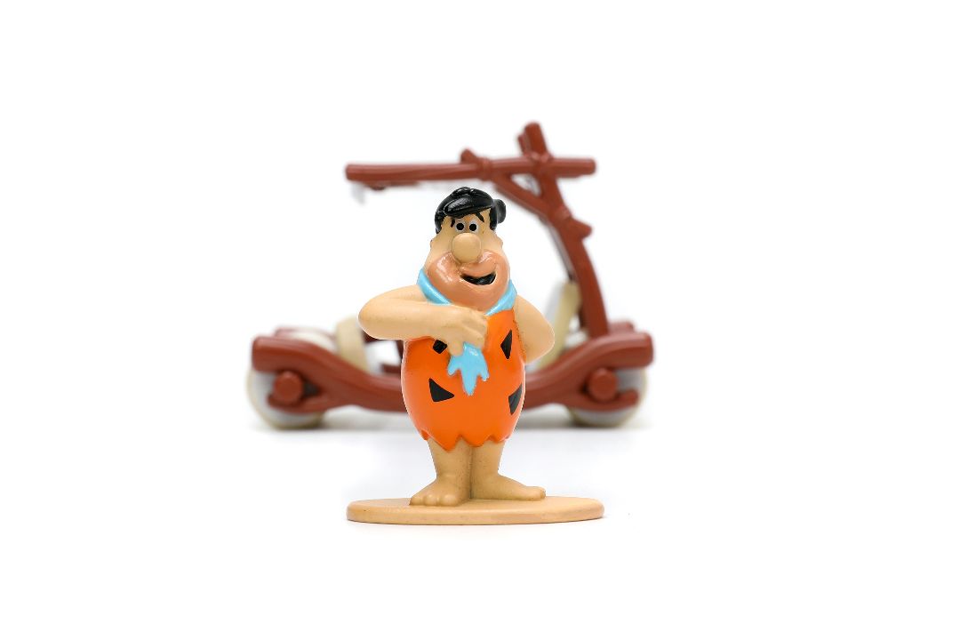 Jada 1/32 "Hollywood Rides" The Flintmobile - Fred Flintstone – image 3