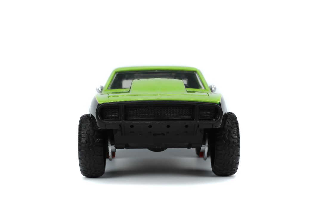 Jada 1/24 "Hollywood Rides" TMNT 1967 Chevy Camaro with Raphael – image 3