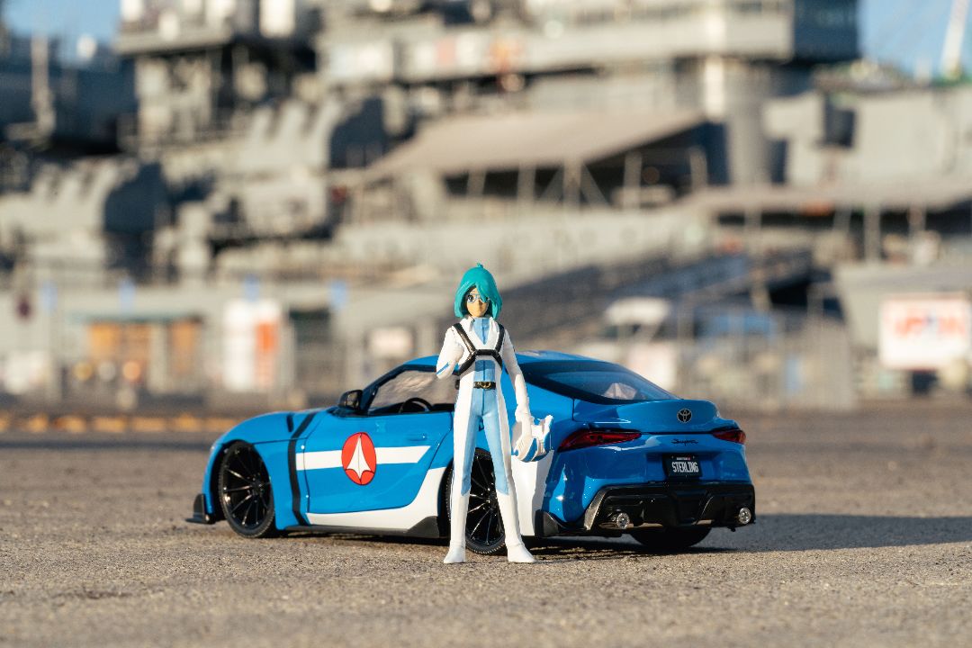 Jada 1/24 "Hollywood Rides" Robotech 2020 Supra w/ Max Sterling – image 25