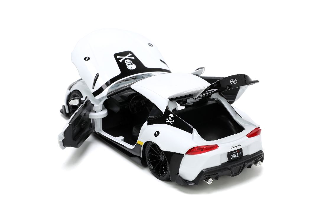 Jada 1/24 "Hollywood Rides" Robotech 2020 Supra with Roy Fokker – image 15