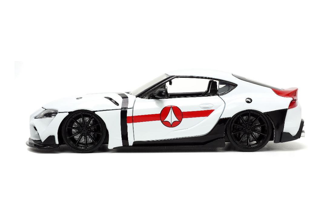 Jada 1/24 "Hollywood Rides" Robotech 2020 Supra with Rick Hunter – image 5