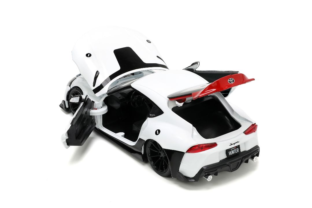 Jada 1/24 "Hollywood Rides" Robotech 2020 Supra with Rick Hunter – image 14