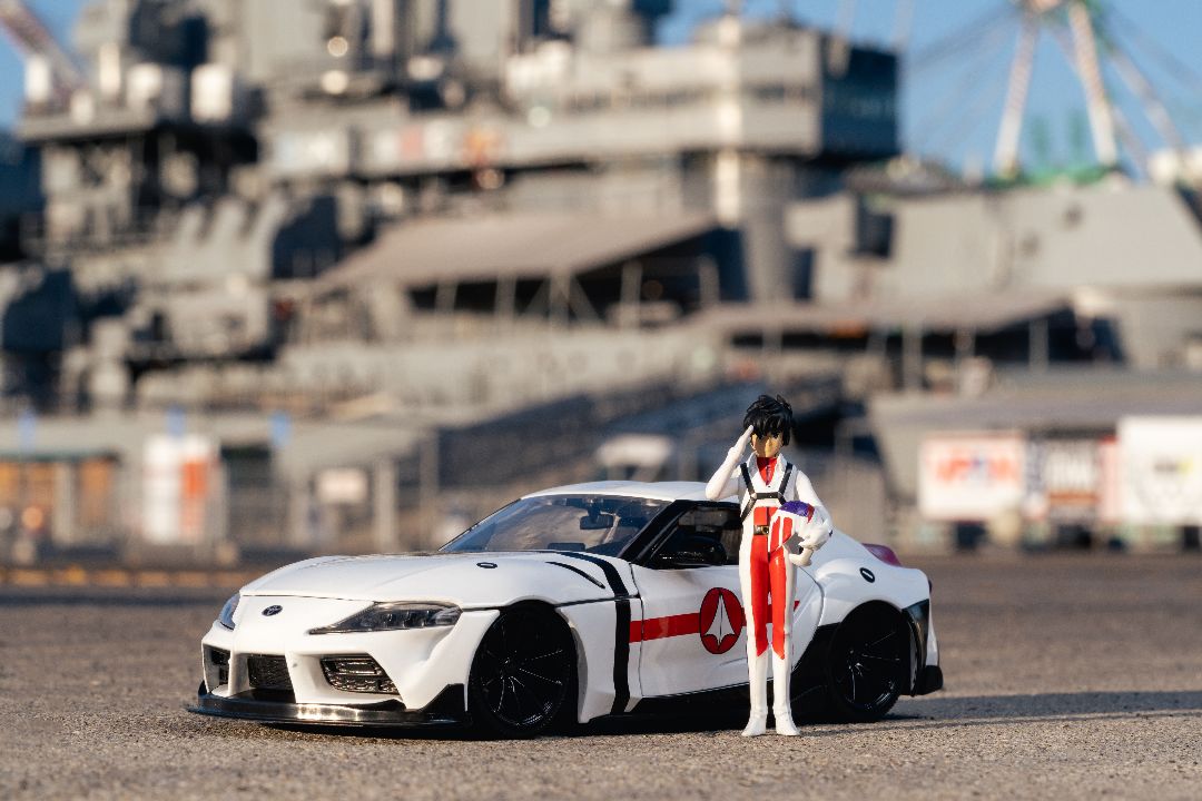 Jada 1/24 "Hollywood Rides" Robotech 2020 Supra with Rick Hunter – image 20