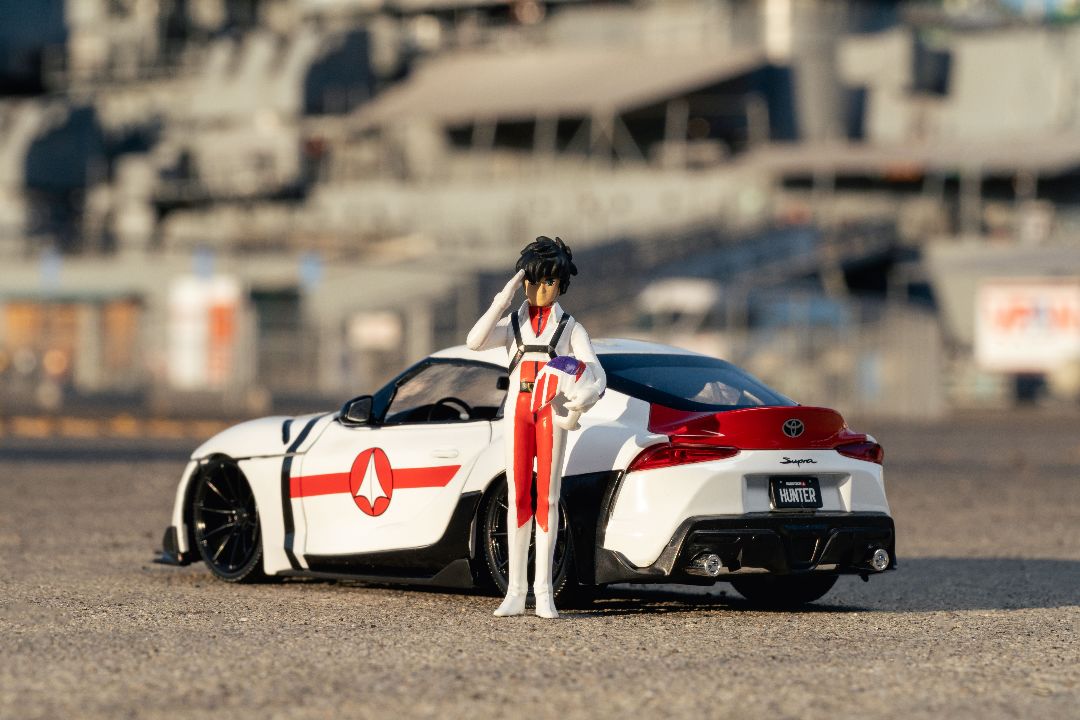 Jada 1/24 "Hollywood Rides" Robotech 2020 Supra with Rick Hunter – image 24