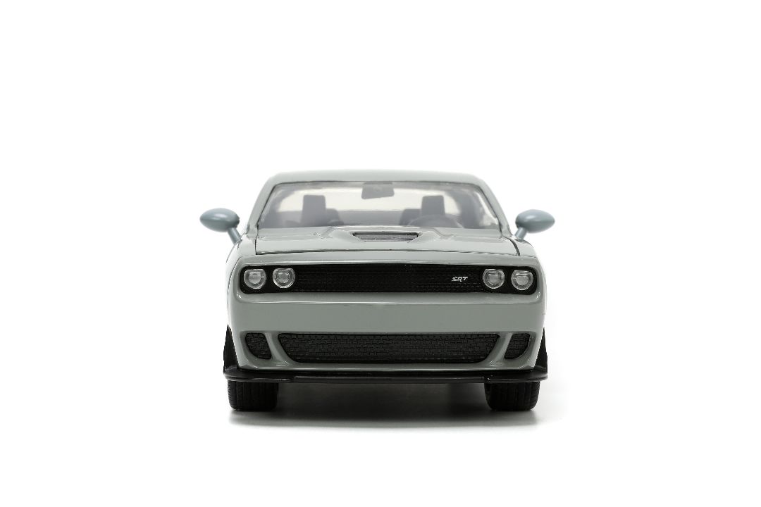 Jada 1/24 "Hollywood Rides" 2015 Challenger SRT8 Hellcat w/Jerry – image 5