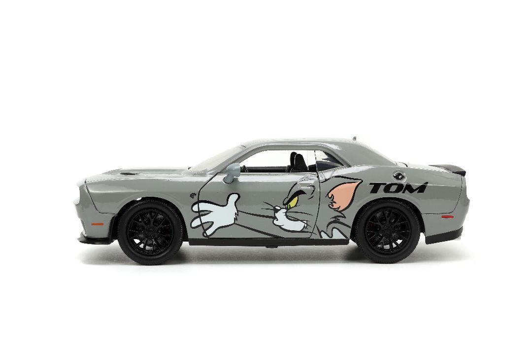Jada 1/24 "Hollywood Rides" 2015 Challenger SRT8 Hellcat w/Jerry – image 7