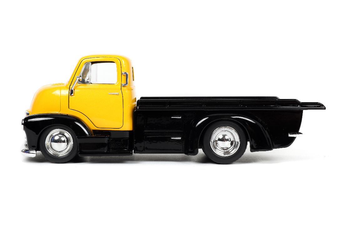 Jada 1/24 "Just Trucks" with Rack - 1952 Chevy COE Flatbed – image 6
