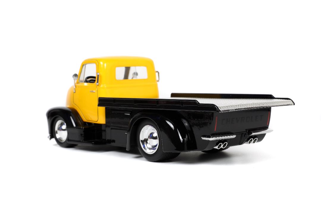 Jada 1/24 "Just Trucks" with Rack - 1952 Chevy COE Flatbed – image 7