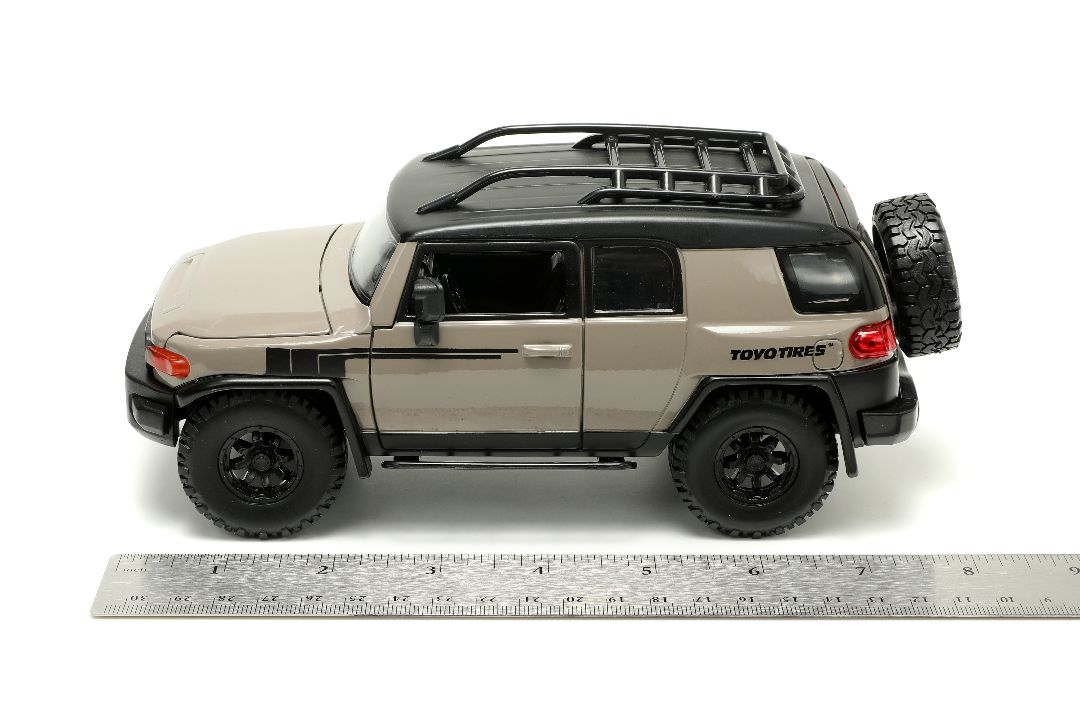 Jada 1/24 "Just Trucks" with Rack - Toyota FJ Cruiser – image 8