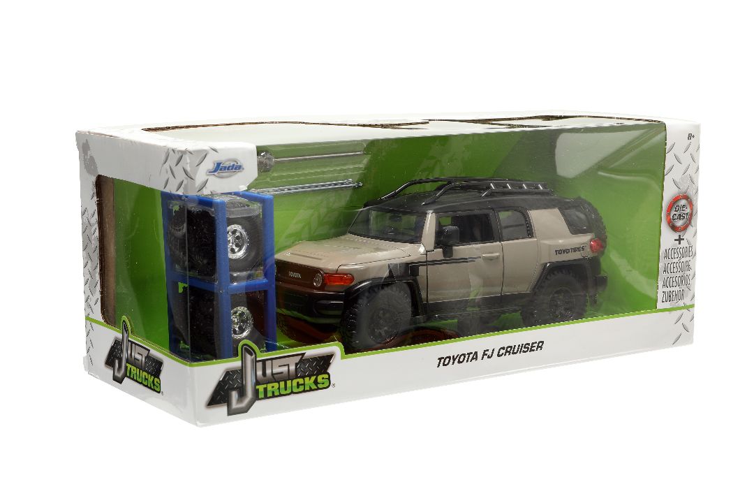 Jada 1/24 "Just Trucks" with Rack - Toyota FJ Cruiser – image 10