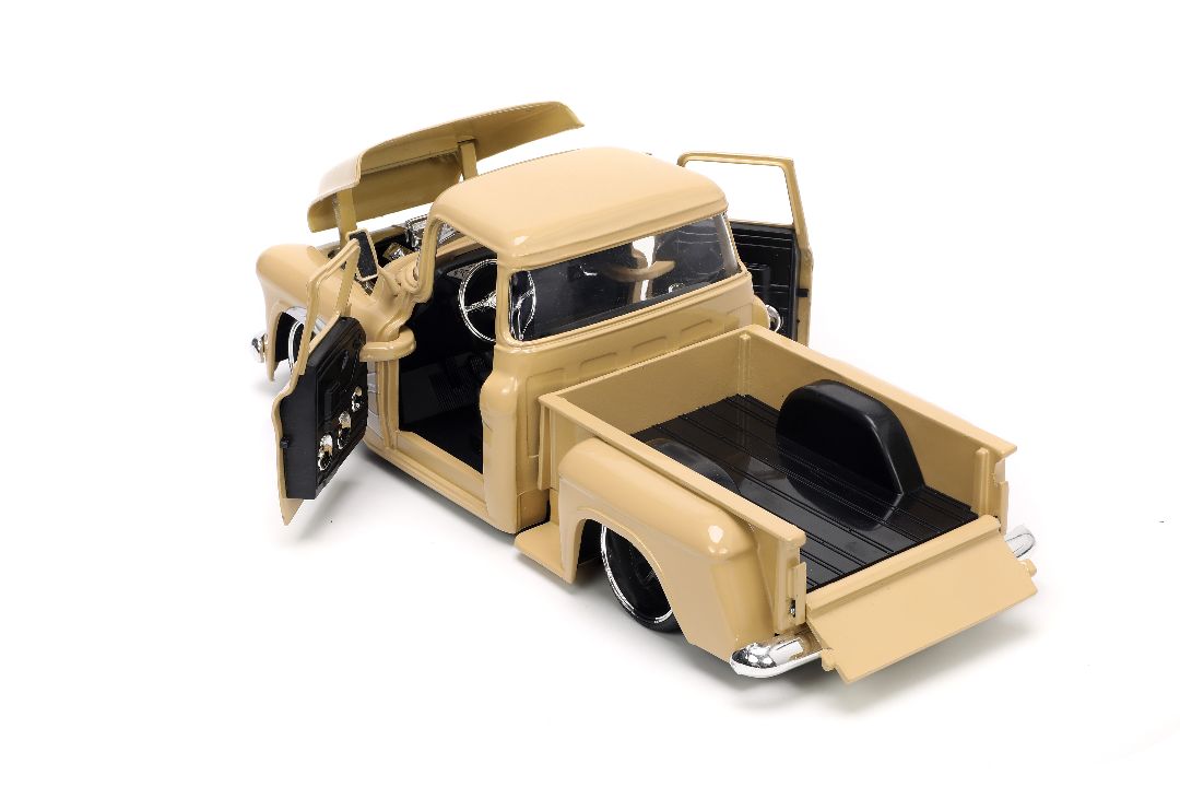 Jada 1/24 "Just Trucks" with Rack 1955 Chevy Stepside – image 7