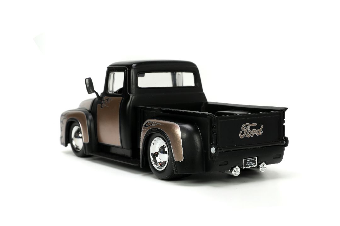 Jada 1/24 "Just Trucks" with Rack1956 Ford F-100 – image 4