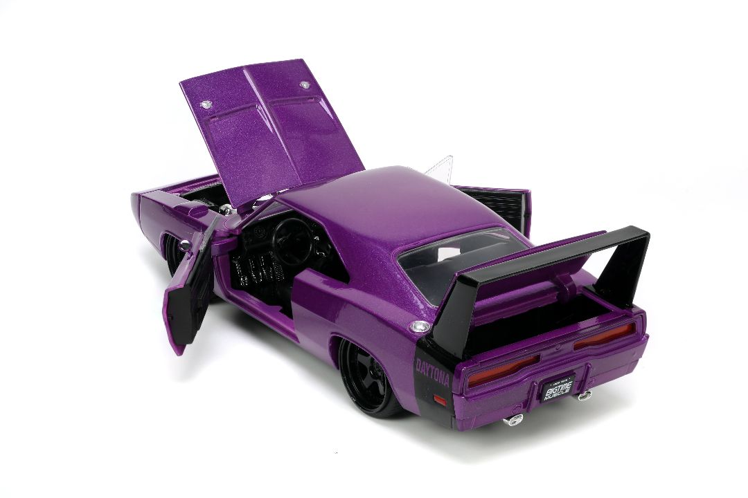 Jada 1/24 "BIGTIME Muscle" 1969 Dodge Charger Daytona – image 6