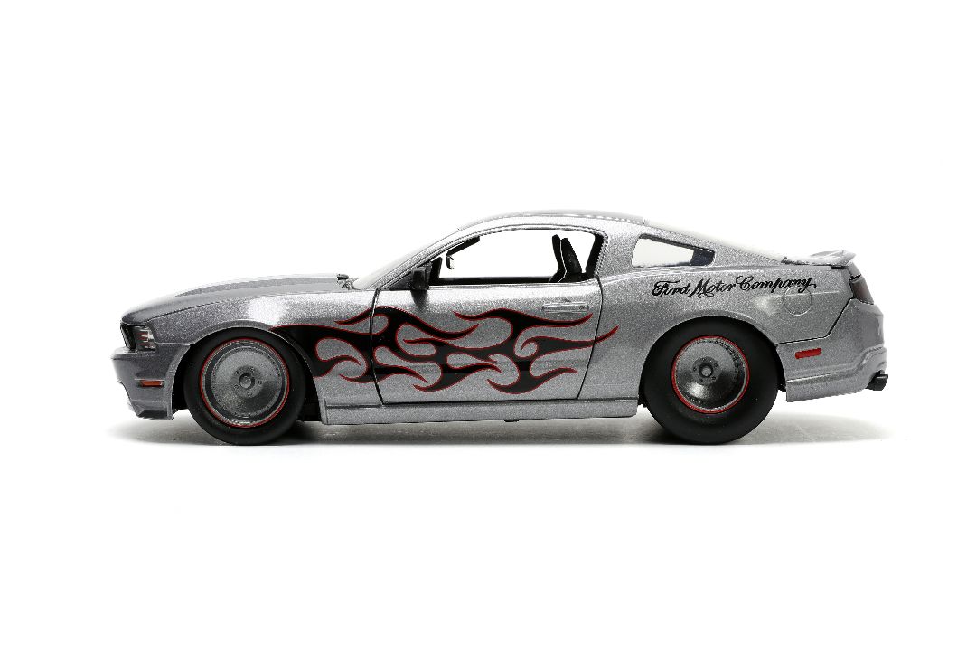 Jada 1/24 "BIGTIME Muscle" 2010 Ford Mustang GT – image 2