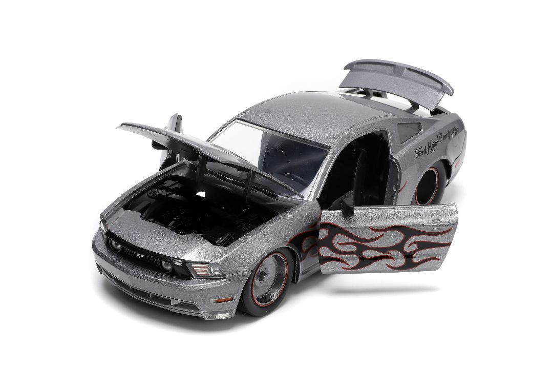 Jada 1/24 "BIGTIME Muscle" 2010 Ford Mustang GT – image 5