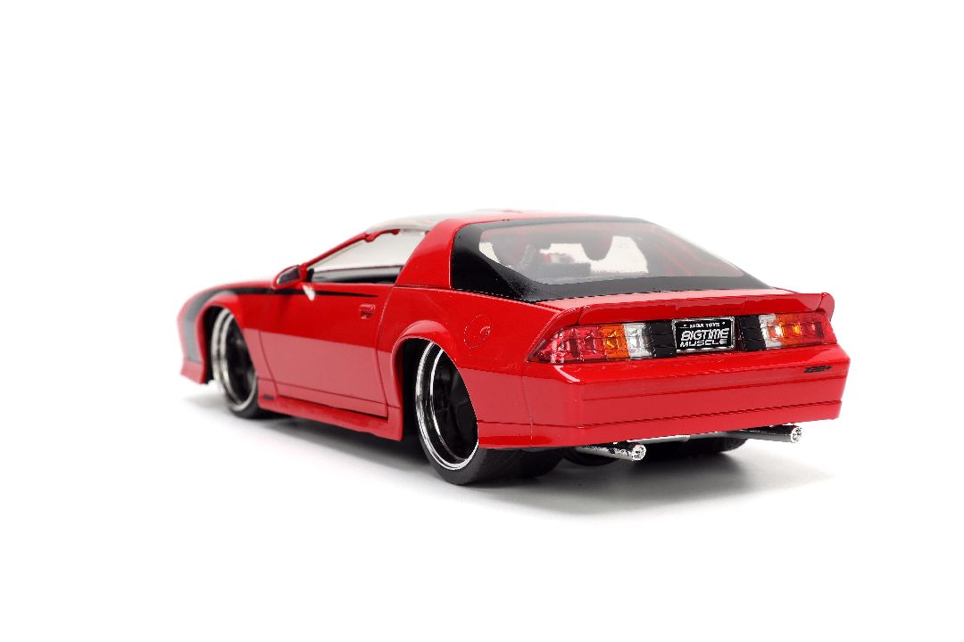Jada 1/24 "BIG TIME Muscle" 1985 Chevy Camaro Z28 – image 2