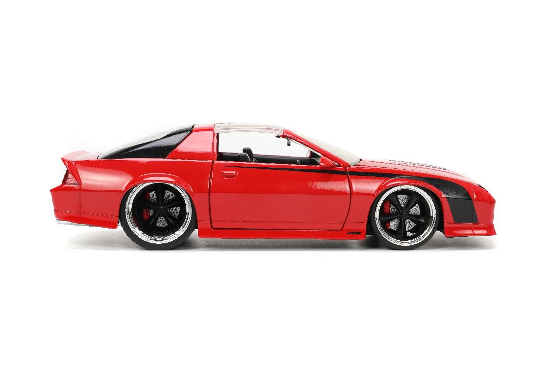Jada 1/24 "BIG TIME Muscle" 1985 Chevy Camaro Z28 – image 5