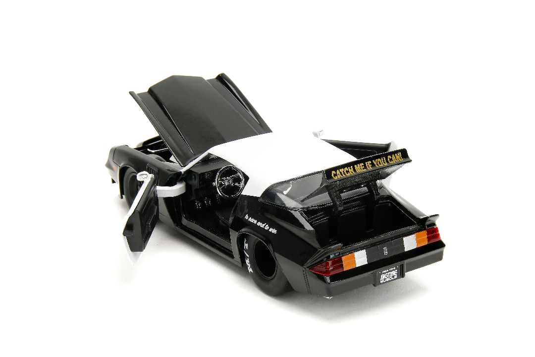Jada 1/24 "BIGTIME Muscle" 1979 Chevy Camaro Z28 Police – image 10