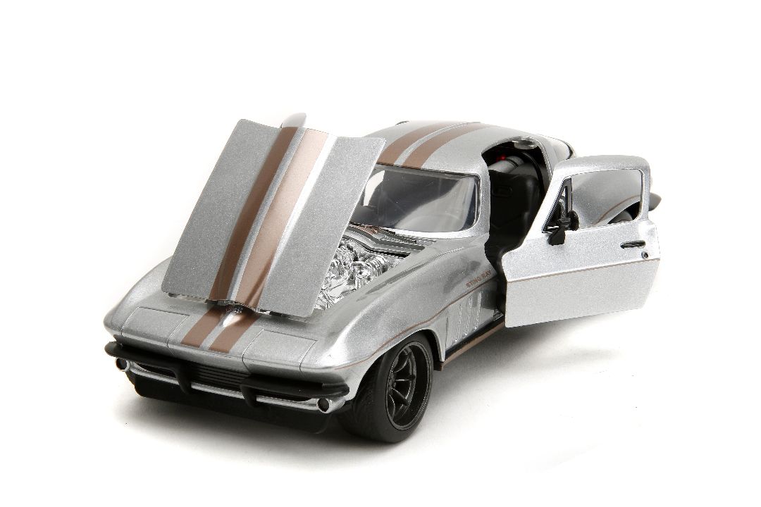 Jada 1/24 "BIGTIME Muscle" 1966 Chevy Corvette – image 10