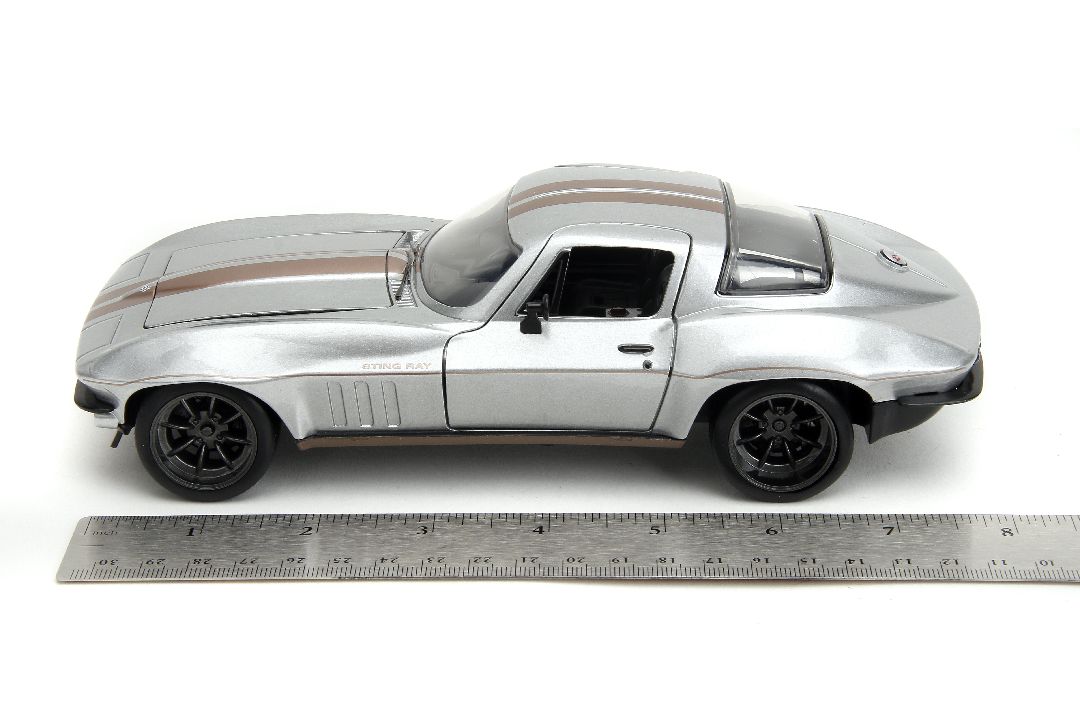 Jada 1/24 "BIGTIME Muscle" 1966 Chevy Corvette – image 12