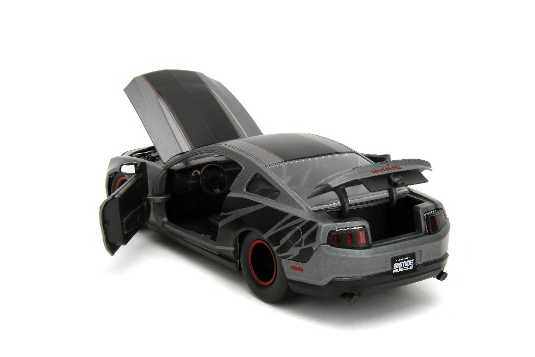 Jada 1/24 "BIGTIME Muscle" 2010 Ford Mustang GT – image 11