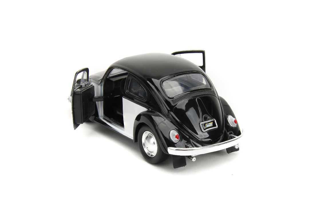 Jada 1/32 "PUNCH BUGGY" 1959  VW Beetle W/Boxing Gloves - Black – image 13