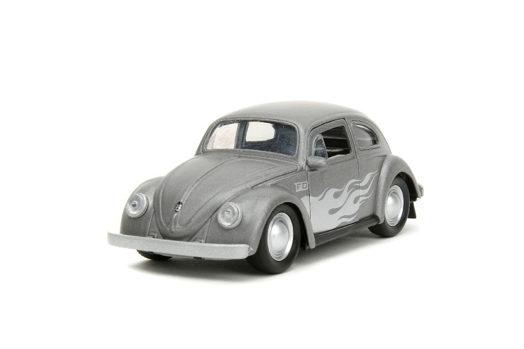 Jada 1/32 "PUNCH BUGGY" 1959 VW Beetle W/Boxing Gloves - Gray – image 2