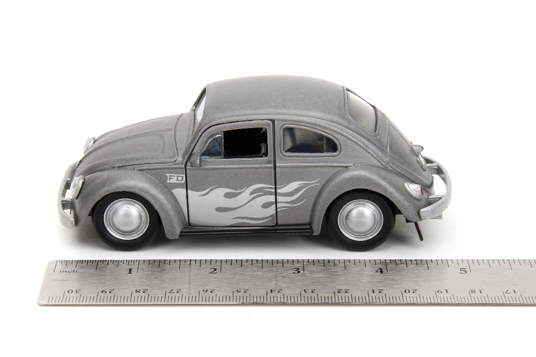 Jada 1/32 "PUNCH BUGGY" 1959 VW Beetle W/Boxing Gloves - Gray – image 14