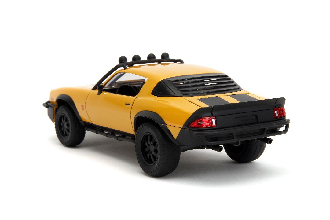 Jada 1/24 "Hollywood Rides" Transformers 7 1977 Camaro Bumblebee – image 4