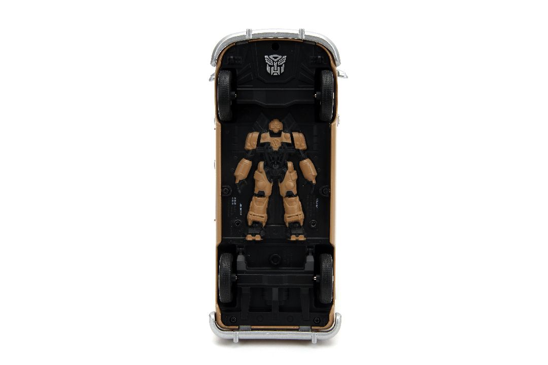Jada 1/24 "Hollywood Rides" Transformers 7 VW Wheeljack – image 11