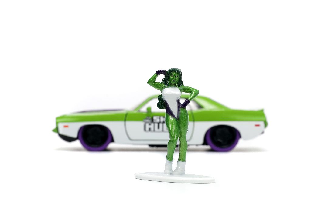 Jada 1/32 "Hollywood Rides" 1973 Plymouth Barracuda W/ She-Hulk – image 3
