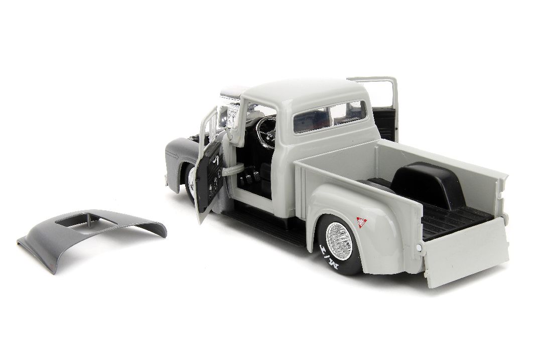 Jada 1/24 "Hollywood Rides" Street Fighter 1956 Ford F-100 – image 15
