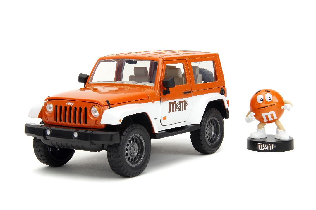 Jada 1/24 "Hollywood Rides" 2007 Jeep Wrangler with Orange M&M – image 3