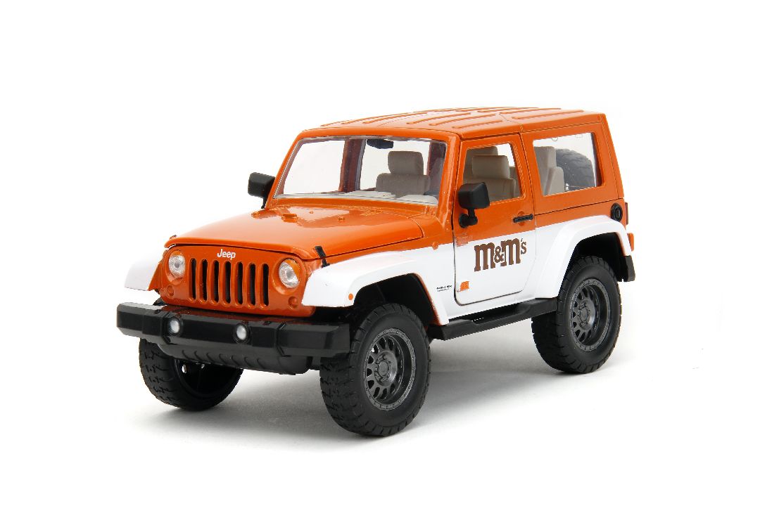 Jada 1/24 "Hollywood Rides" 2007 Jeep Wrangler with Orange M&M – image 8