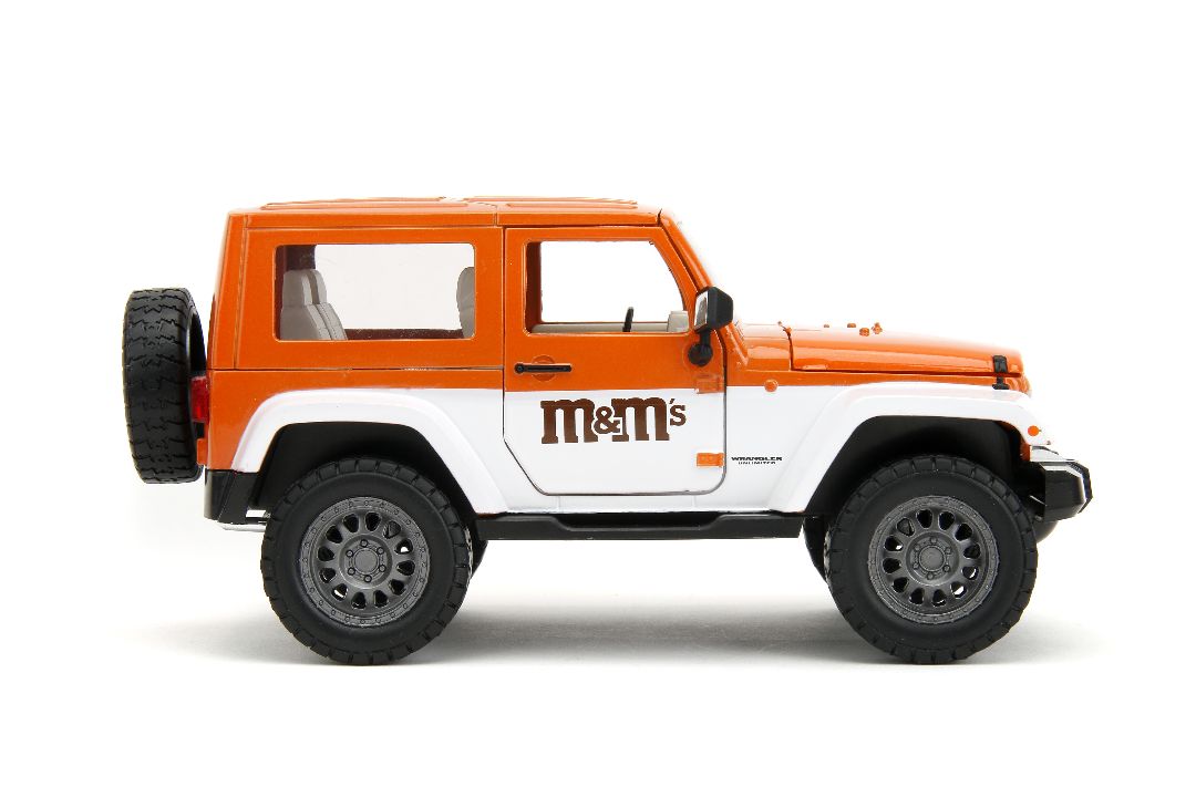 Jada 1/24 "Hollywood Rides" 2007 Jeep Wrangler with Orange M&M – image 15