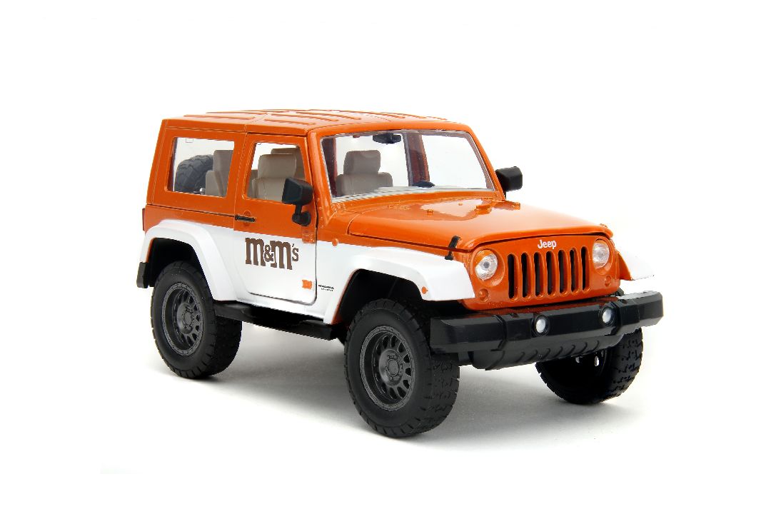 Jada 1/24 "Hollywood Rides" 2007 Jeep Wrangler with Orange M&M – image 13