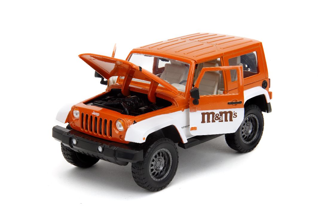 Jada 1/24 "Hollywood Rides" 2007 Jeep Wrangler with Orange M&M – image 12