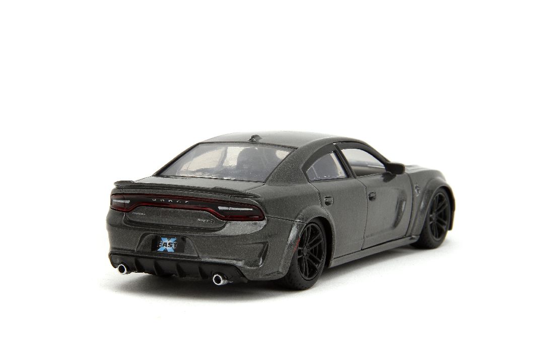 Jada 1/32 "Fast & Furious" Dom's 2021 Dodge Charger SRT Hellcat thumbnail 5