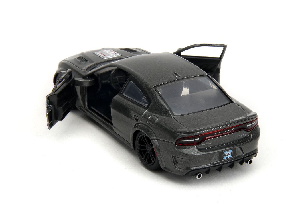 Jada 1/32 "Fast & Furious" Dom's 2021 Dodge Charger SRT Hellcat thumbnail 11