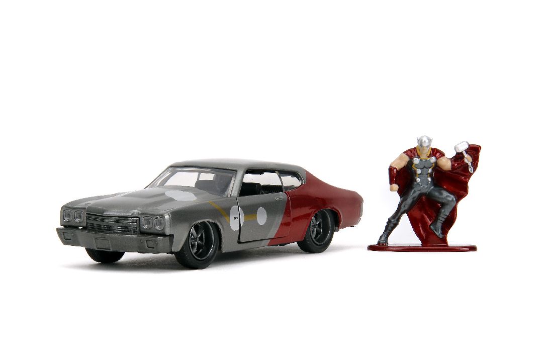 Jada 1/32 "Hollywood Rides" Marvel 1970 Chevelle SS w/Thor – image 5