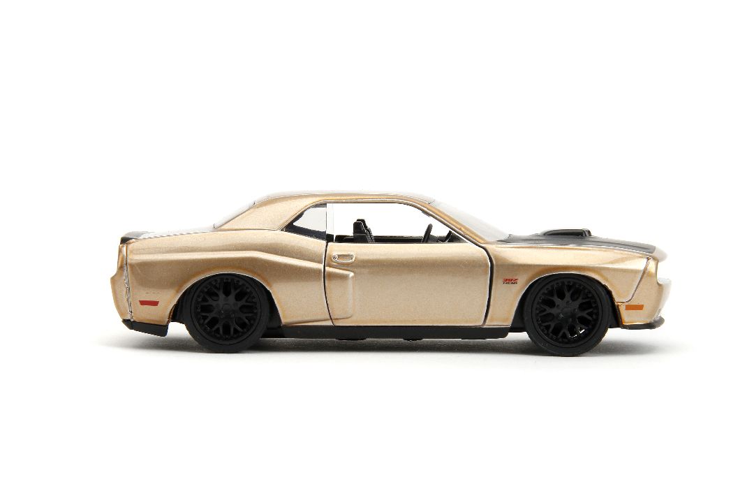 Jada 1/32 "Pink Slips" - 2012 Dodge Challenger SRT8 – image 4