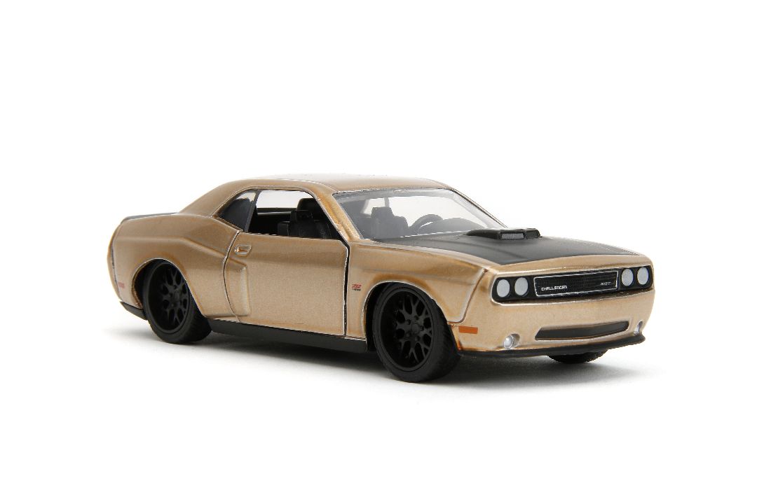 Jada 1/32 "Pink Slips" - 2012 Dodge Challenger SRT8 – image 5