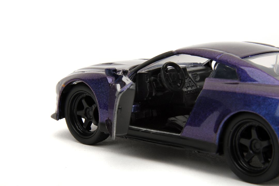 Jada 1/32 "Pink Slips" 2009 Nissan GT-R (R35) - Metallic Purple – image 5