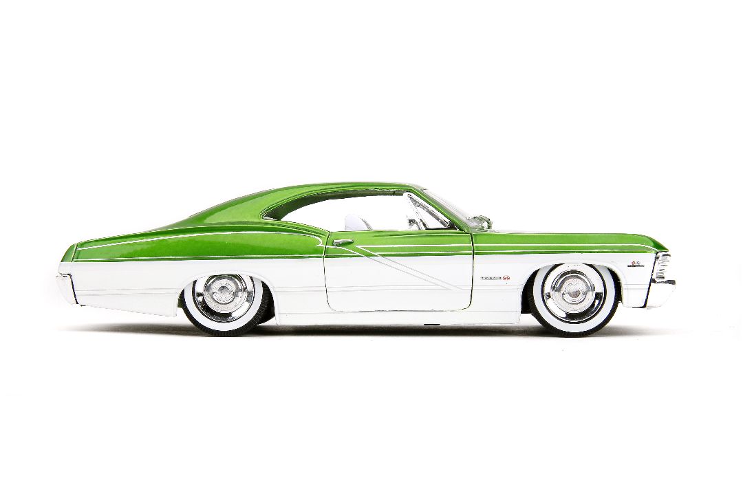 Jada 1/24 "BIGTIME Muscle" 1967 Chevy Impala 2-Door – image 4