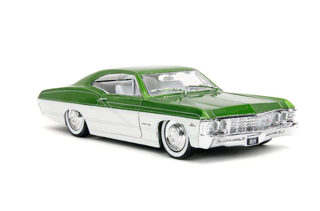 Jada 1/24 "BIGTIME Muscle" 1967 Chevy Impala 2-Door – image 5