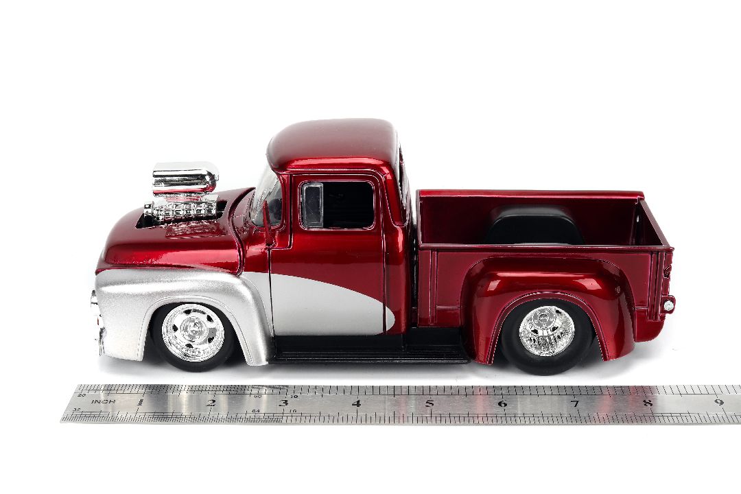 Jada 1/24 "Just Trucks" w/ Gas Pump - 1956 Ford F100 – image 2