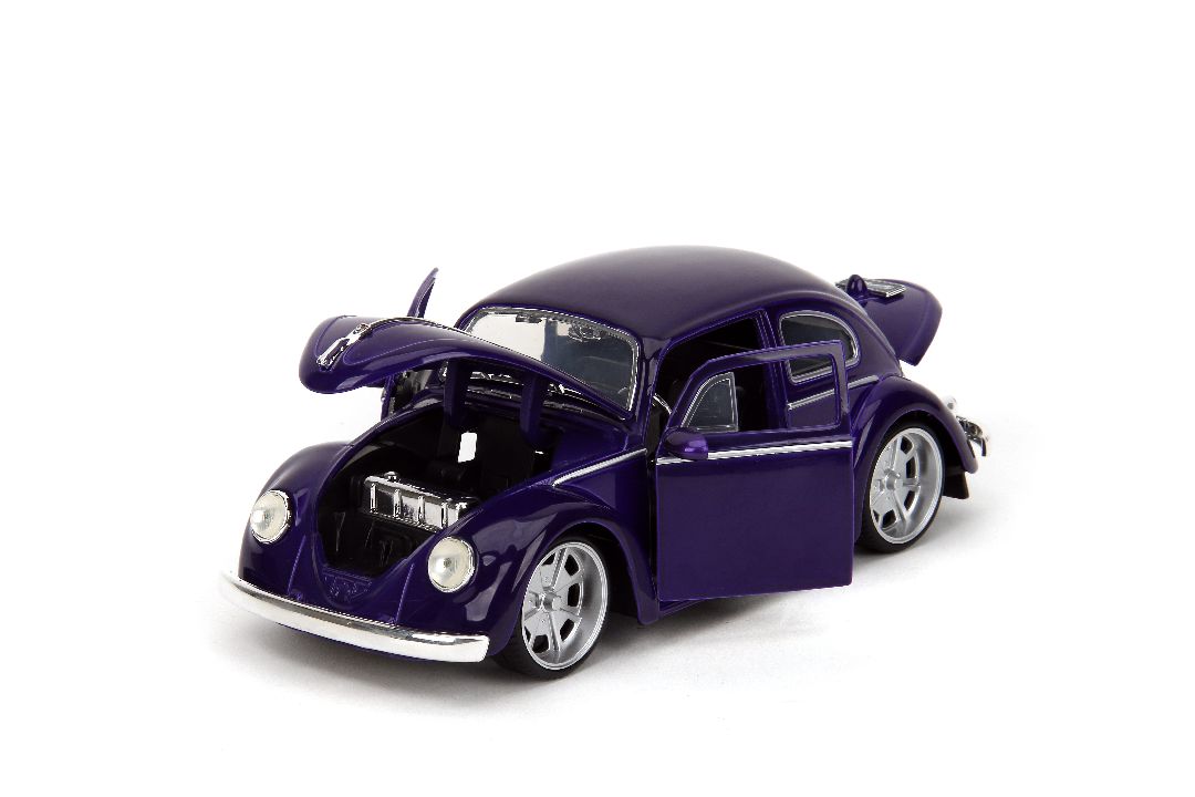 Jada 1/24 "Hollywood Rides" 1959 VW Beetle w/ Wednesday Addams – image 4