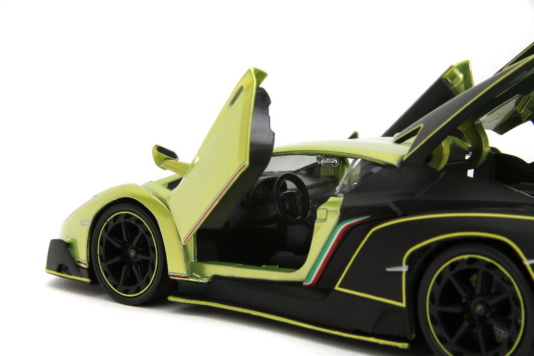 Jada 1/24 "Pink Slips" - Lamborghini Veneno – image 3