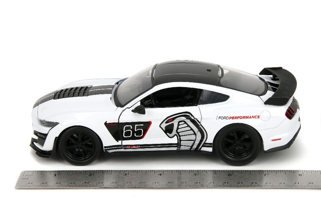 Jada Toys 1/24 "BIGTIME Muscle" - 2020 Mustang Shelby GT500 – image 16